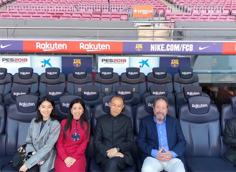 Visit to the Barcelona Club